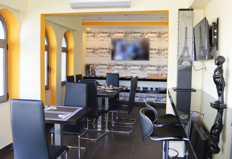 Hotel Santa Eulália 3*